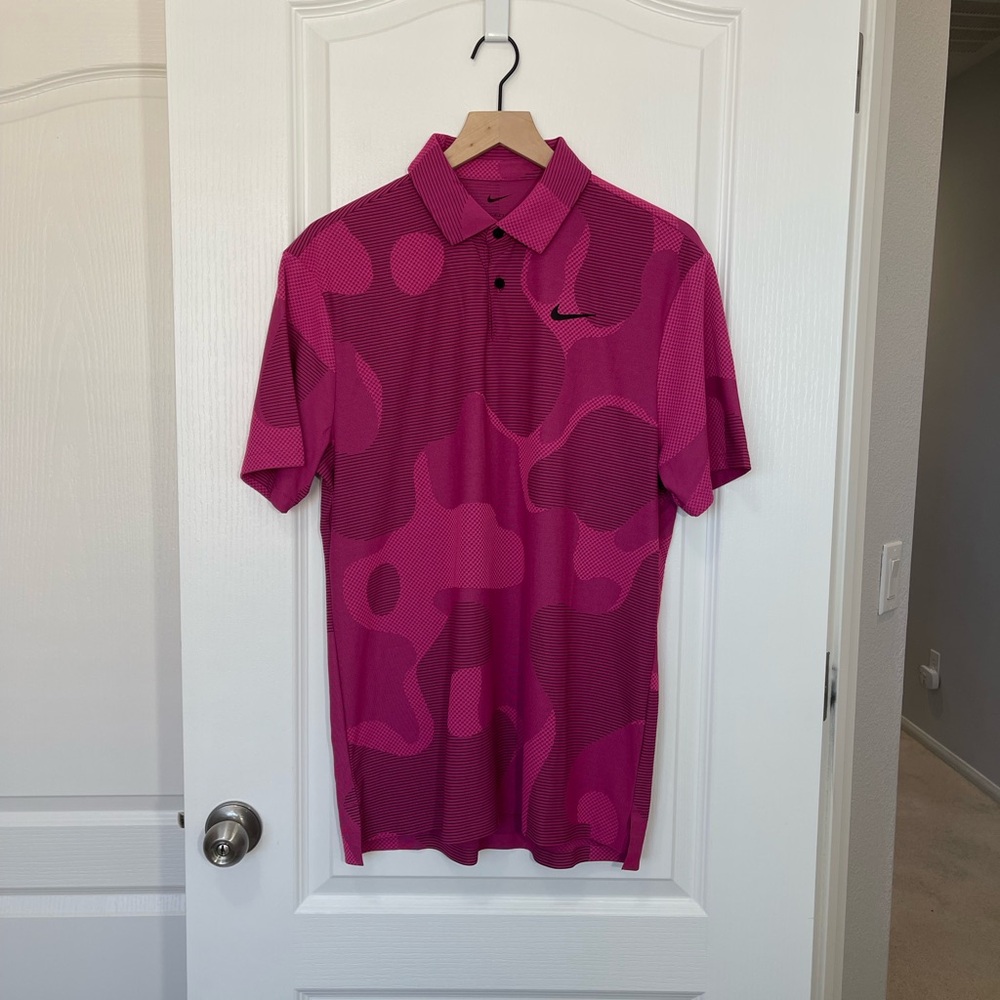 Nike Dri-Fit ADV Golf Polo Shirt Medium Pink